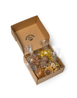 Подарочный набор орехов № 1 (1 кг.)