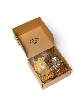 Подарочный набор орехов, сухофруктов и цукатов № 32 (1 кг.)