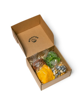 Подарочный набор орехов, сухофруктов, цукатов и сладостей № 36 (1 кг.)